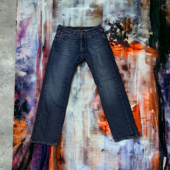 Levi’s 501 medium/dark denim jeans. Unisex waist 31 Length 30 Awesome condition - Picture 8 of 12